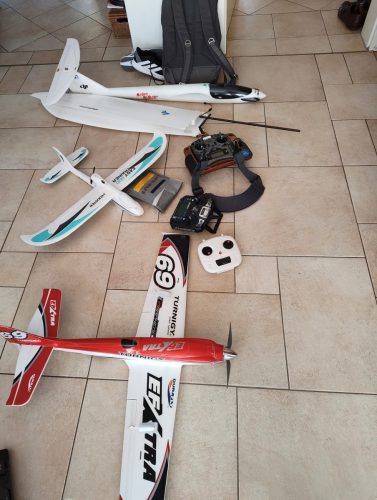 Elektro Junior S von Graupner + Durafly EFXtra-Racer